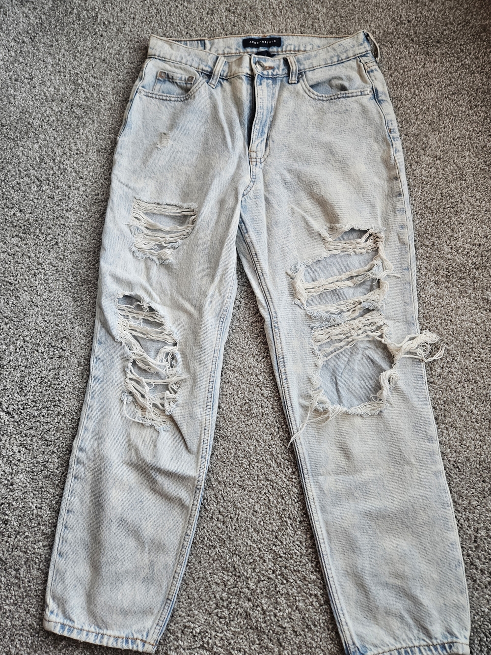 Aeropostale High Rise Mom Distressed Jeans